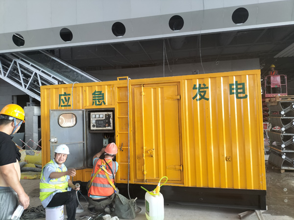 奎文怎样判断空气滤清器是否需要更换？